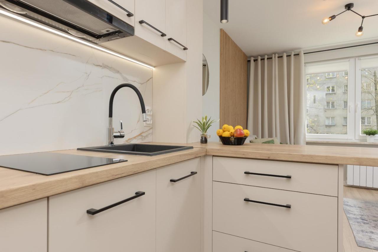 Aleja Jana Pawla II Studio Warsaw By Noclegi Renters Extérieur photo