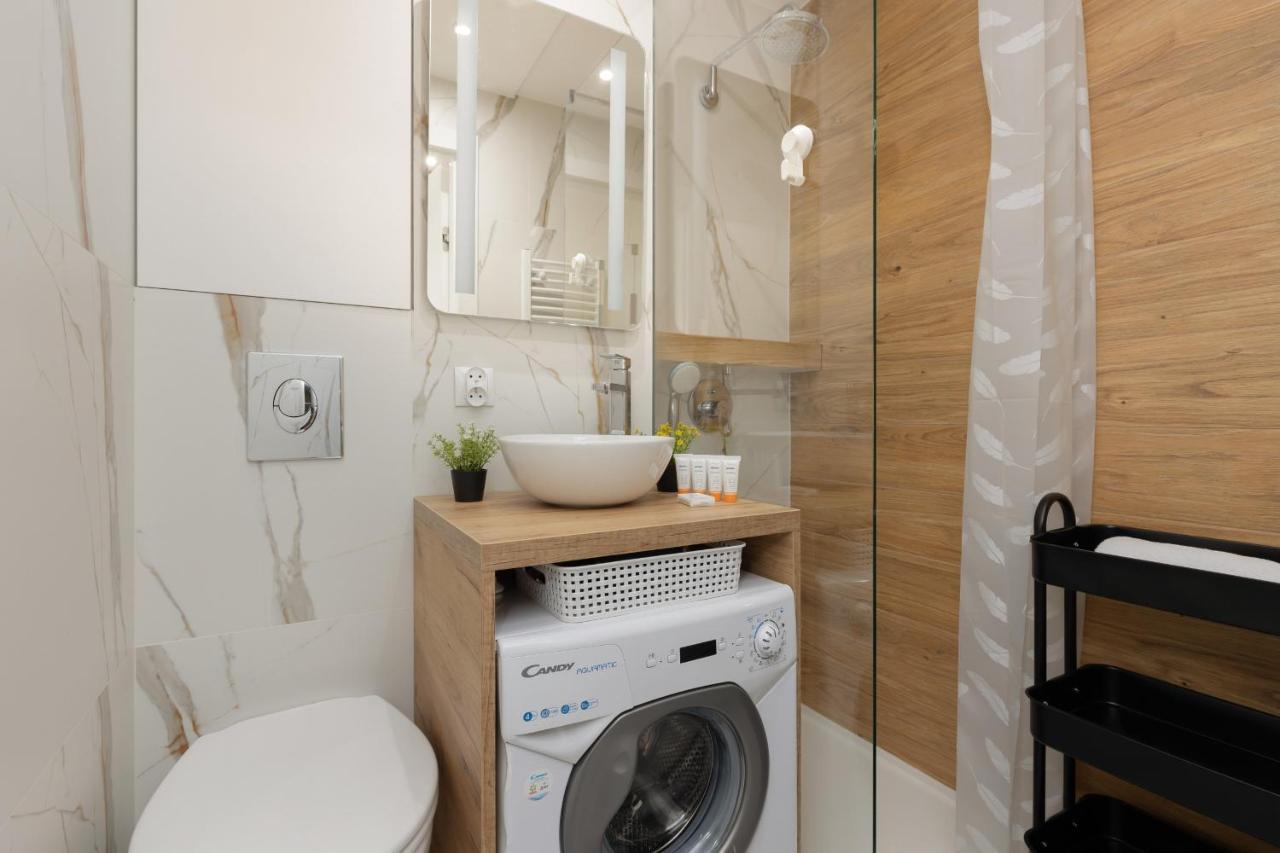 Aleja Jana Pawla II Studio Warsaw By Noclegi Renters Extérieur photo